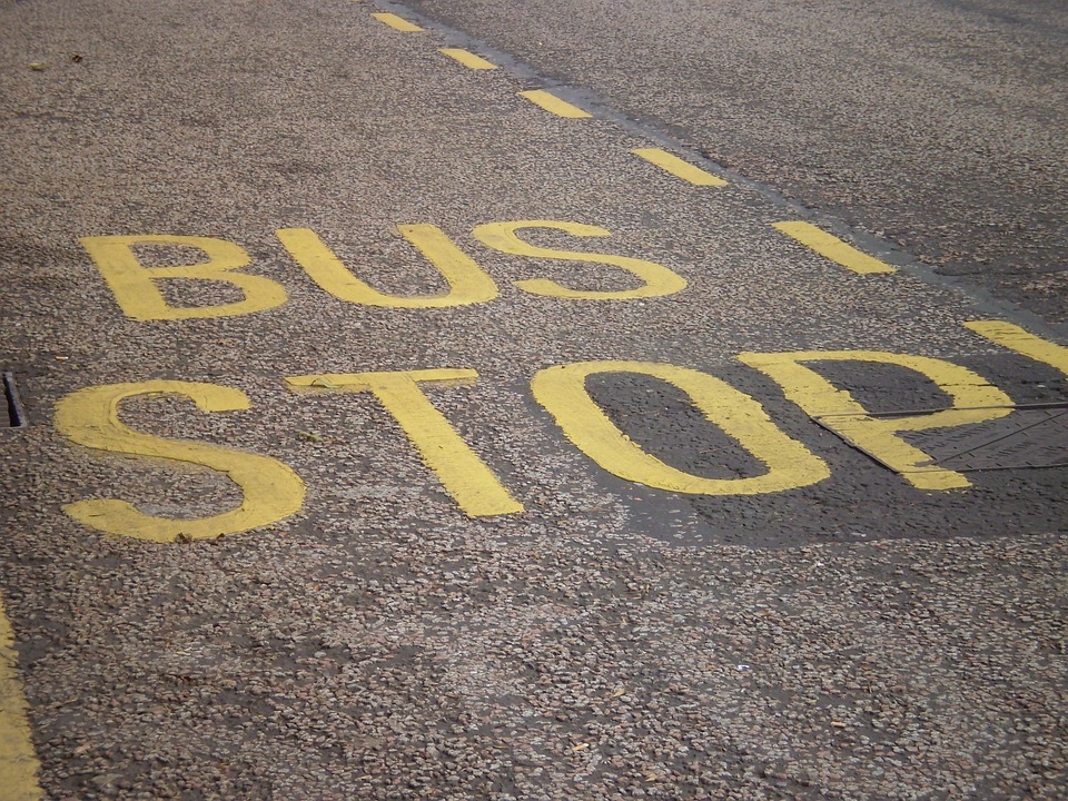 busstop-1406747_960_720.jpg