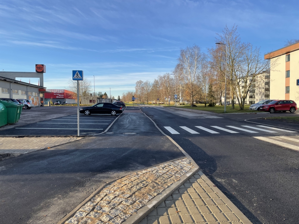 Koondise tänava jalgratta- ja jalgtee